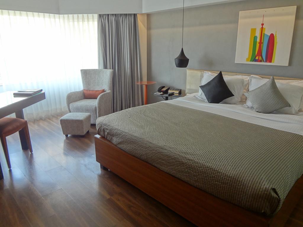 Hotel Sea Princess Мумбаи Номер фото