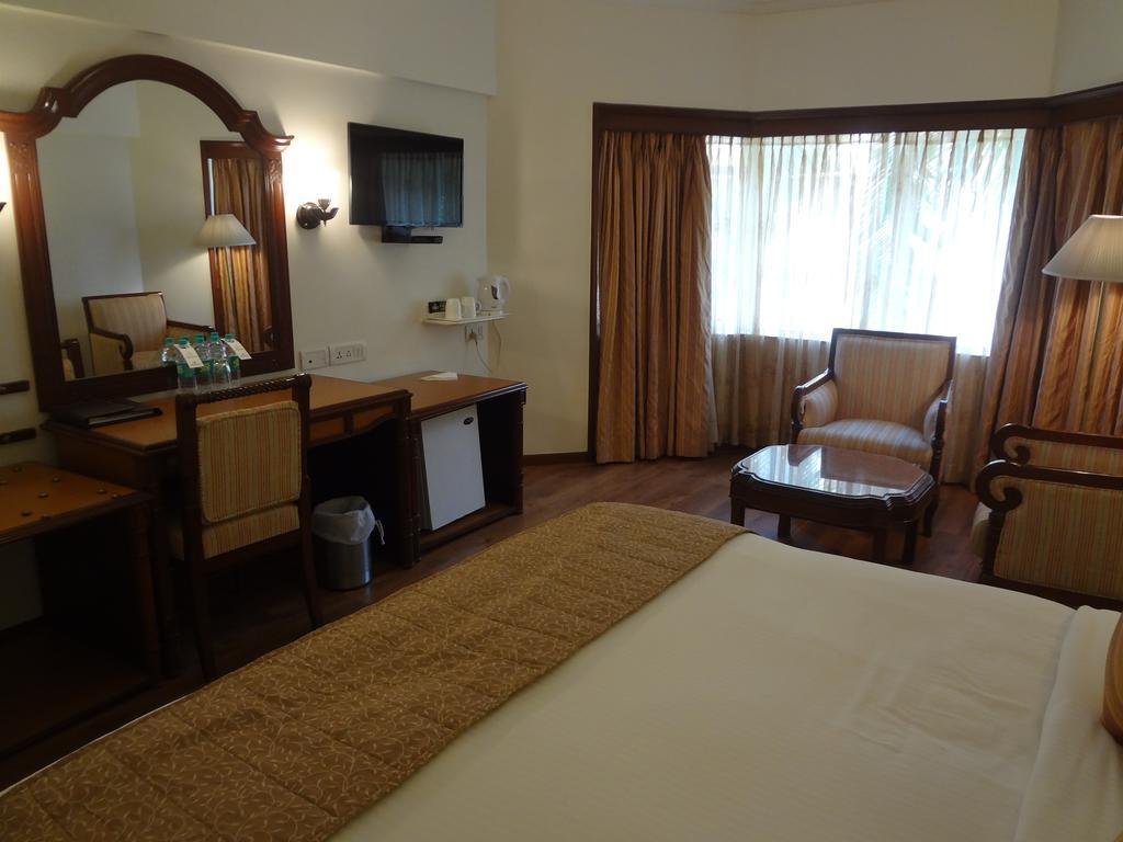 Hotel Sea Princess Мумбаи Номер фото