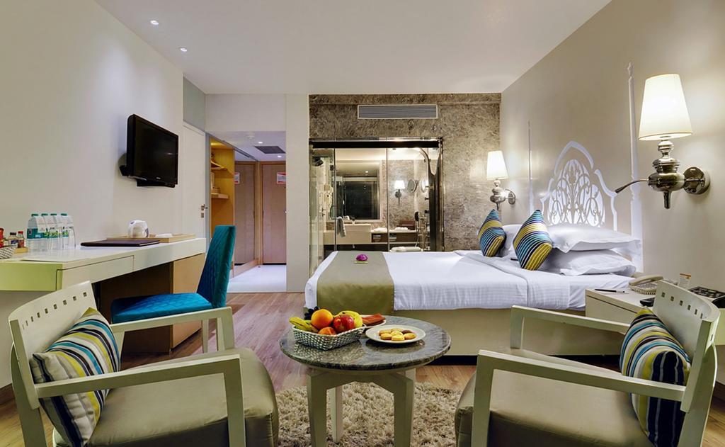 Hotel Sea Princess Мумбаи Экстерьер фото