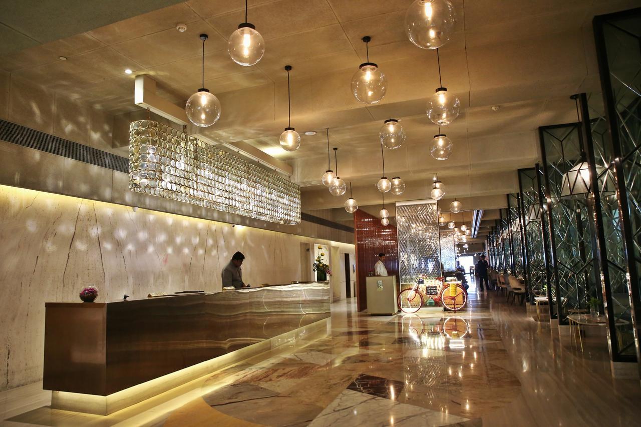 Hotel Sea Princess Мумбаи Экстерьер фото
