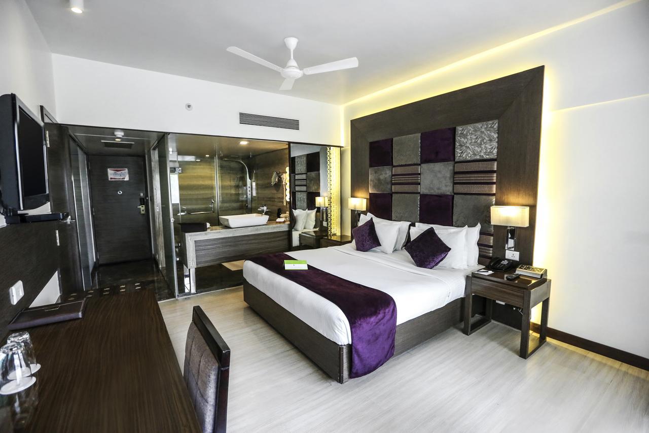 Hotel Sea Princess Мумбаи Экстерьер фото