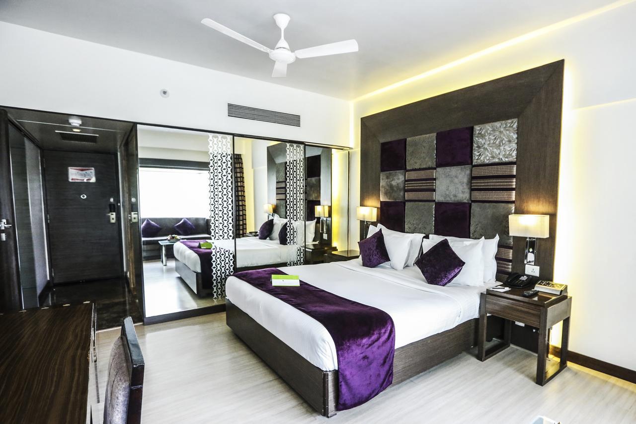 Hotel Sea Princess Мумбаи Экстерьер фото